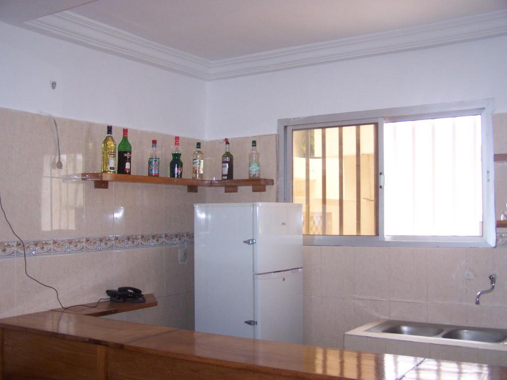 דקר Villa Mermoz מראה חיצוני תמונה