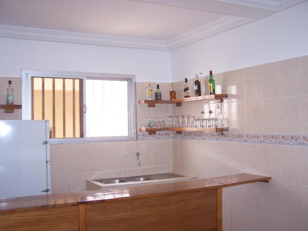 דקר Villa Mermoz מראה חיצוני תמונה