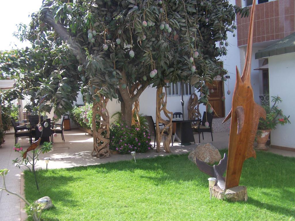 דקר Villa Mermoz מראה חיצוני תמונה